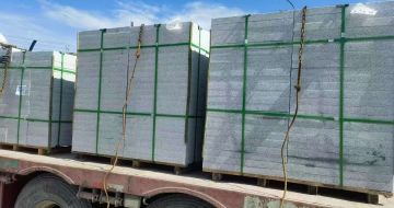 昆明 芝麻白花岗岩地铺石装车日常