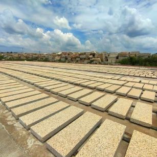 昆明 黄金麻荔枝面花岗岩石材地铺石防护中