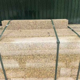 昆明 黄金麻花岗岩石材机切面栏杆料半成品