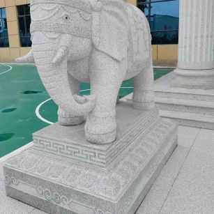 昆明 白麻花岗岩动物异形石雕-大象