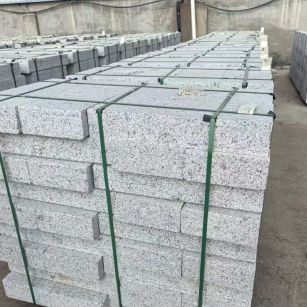 昆明 白麻花岗岩路沿石，弧形路沿石，道牙石，马路牙子，界石，路缘石，平沿石，直岩石，平缘石等