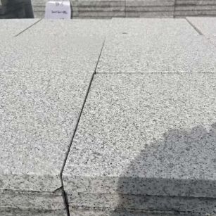 昆明 白麻花岗岩石材推荐 荔枝面地铺石