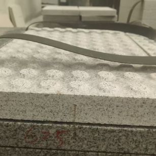 昆明 芝麻白花岗岩6.0公分荔枝面五轴加工雕刻盲点