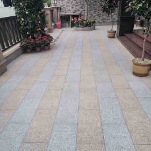 昆明 黄金麻白麻荔枝面庭院铺装展示