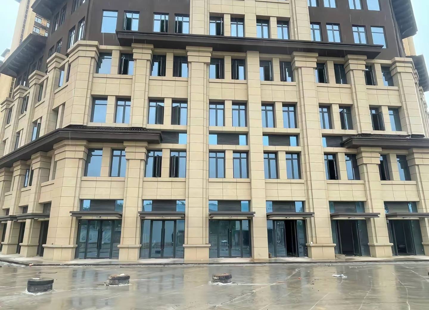 昆明 黄金麻花岗岩荔枝面小区外墙干挂