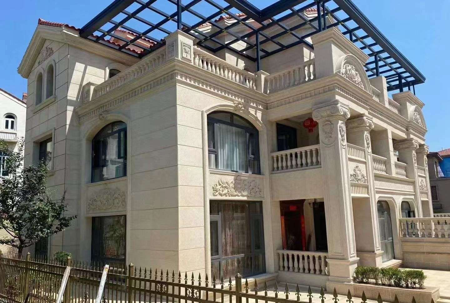 昆明 黄金麻花岗岩荔枝面别墅外墙干挂