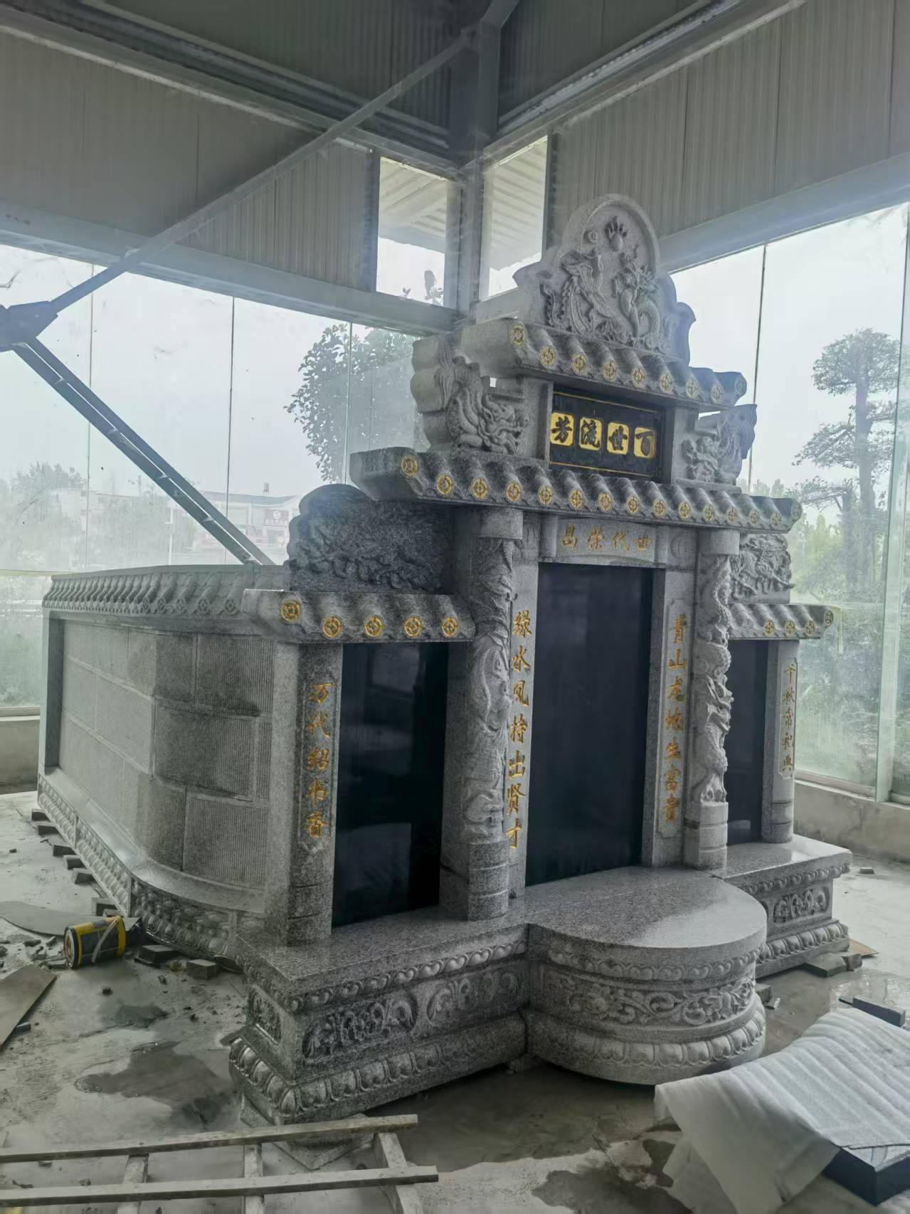 昆明 芝麻白墓碑效果展示图