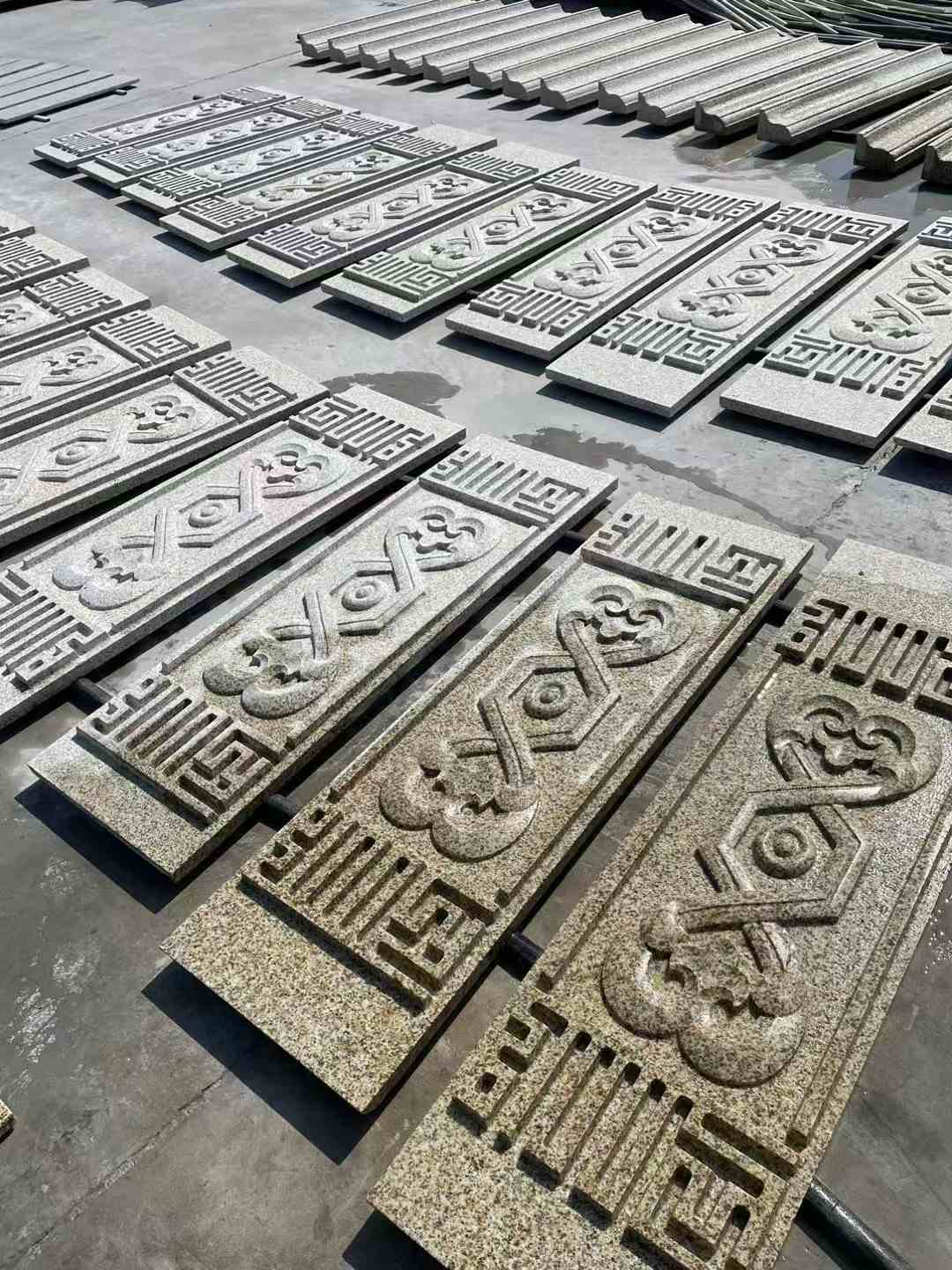 昆明 黄金麻花岗岩外墙雕刻板