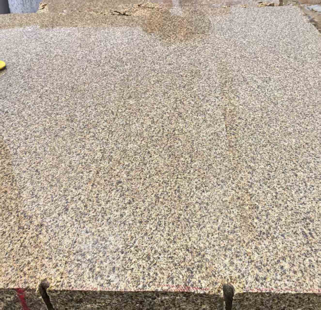 昆明 黄金麻花岗岩石材方料