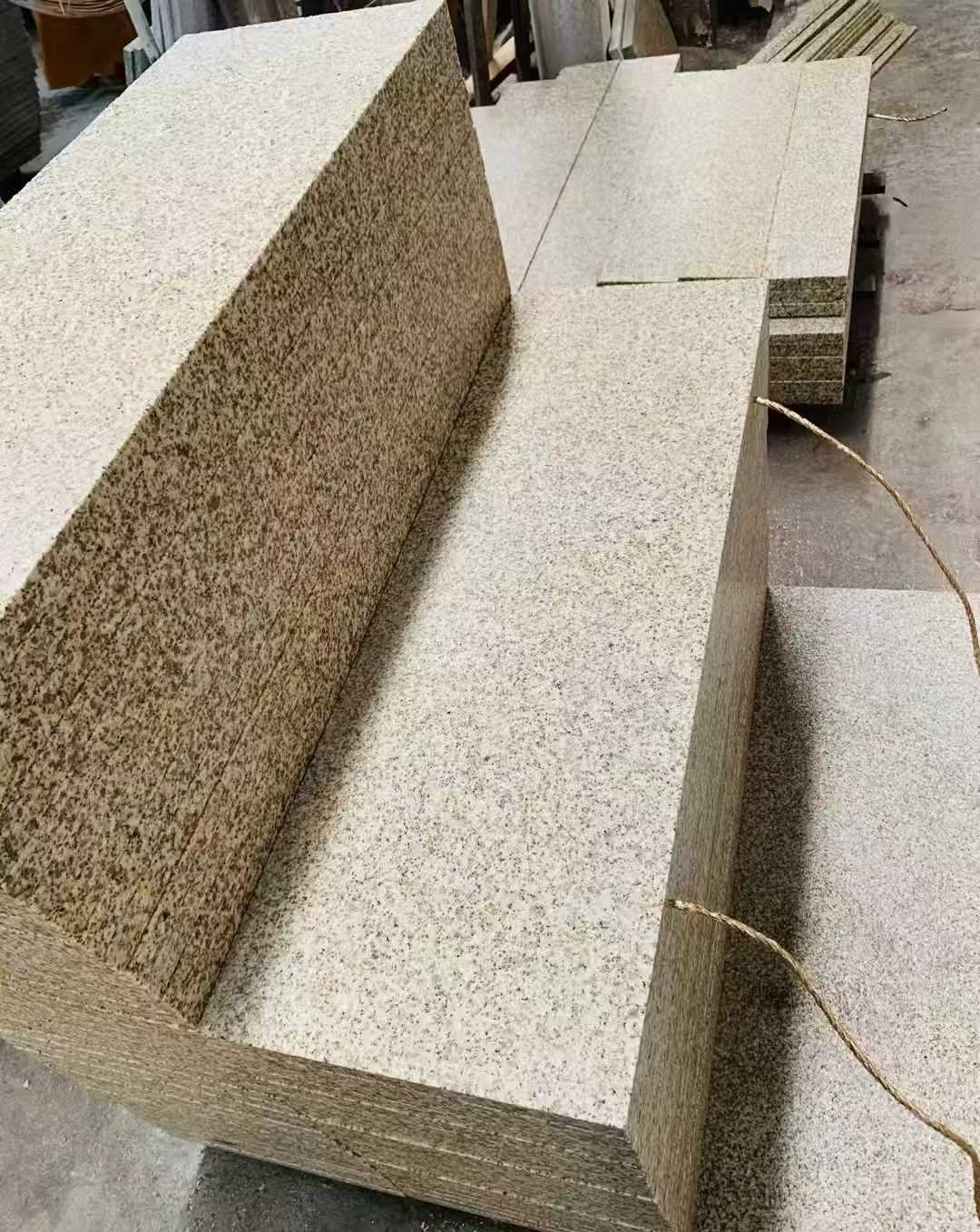 昆明 黄金麻荔枝面外墙干挂成品