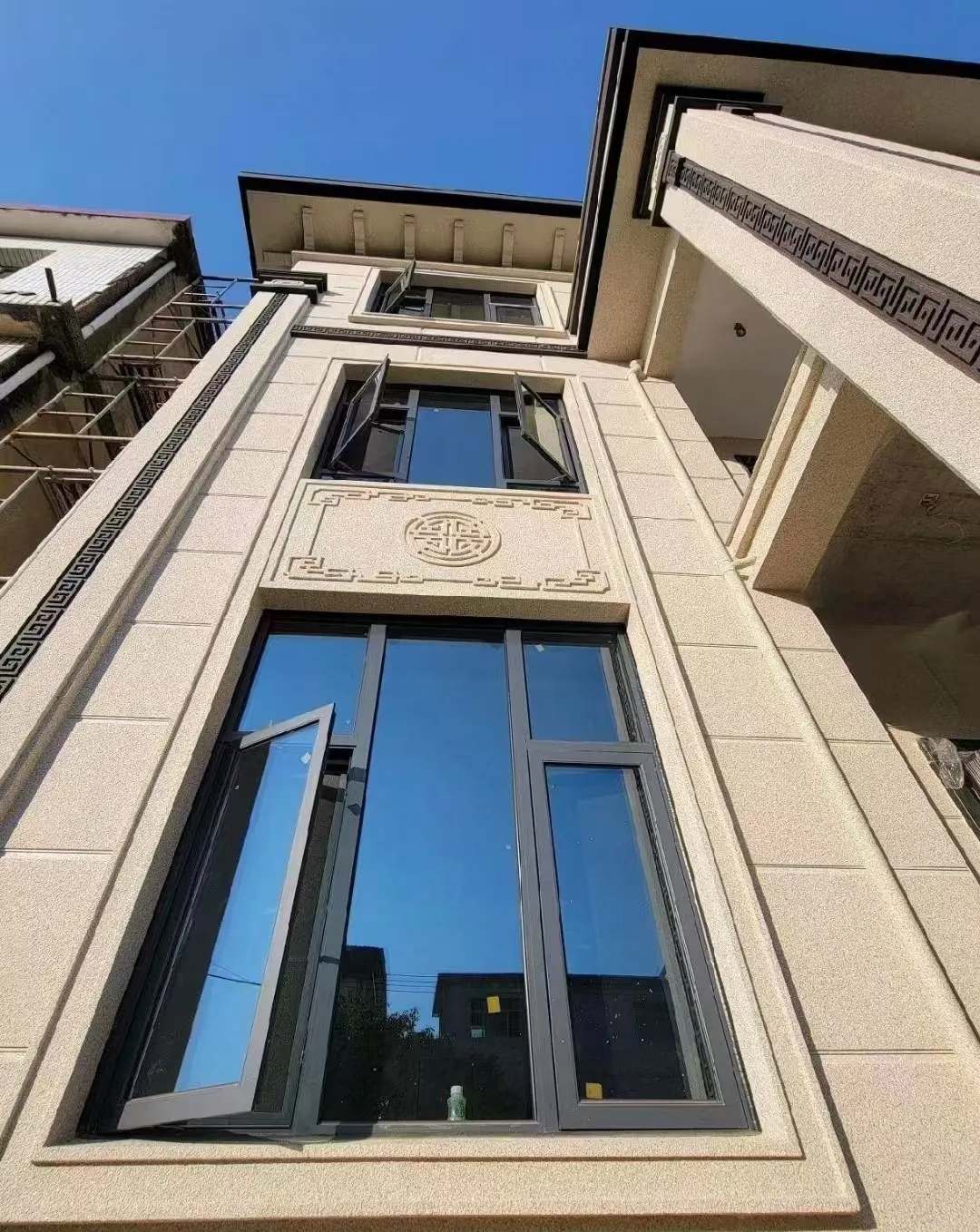 昆明 黄金麻荔枝面别墅外墙干挂效果展示